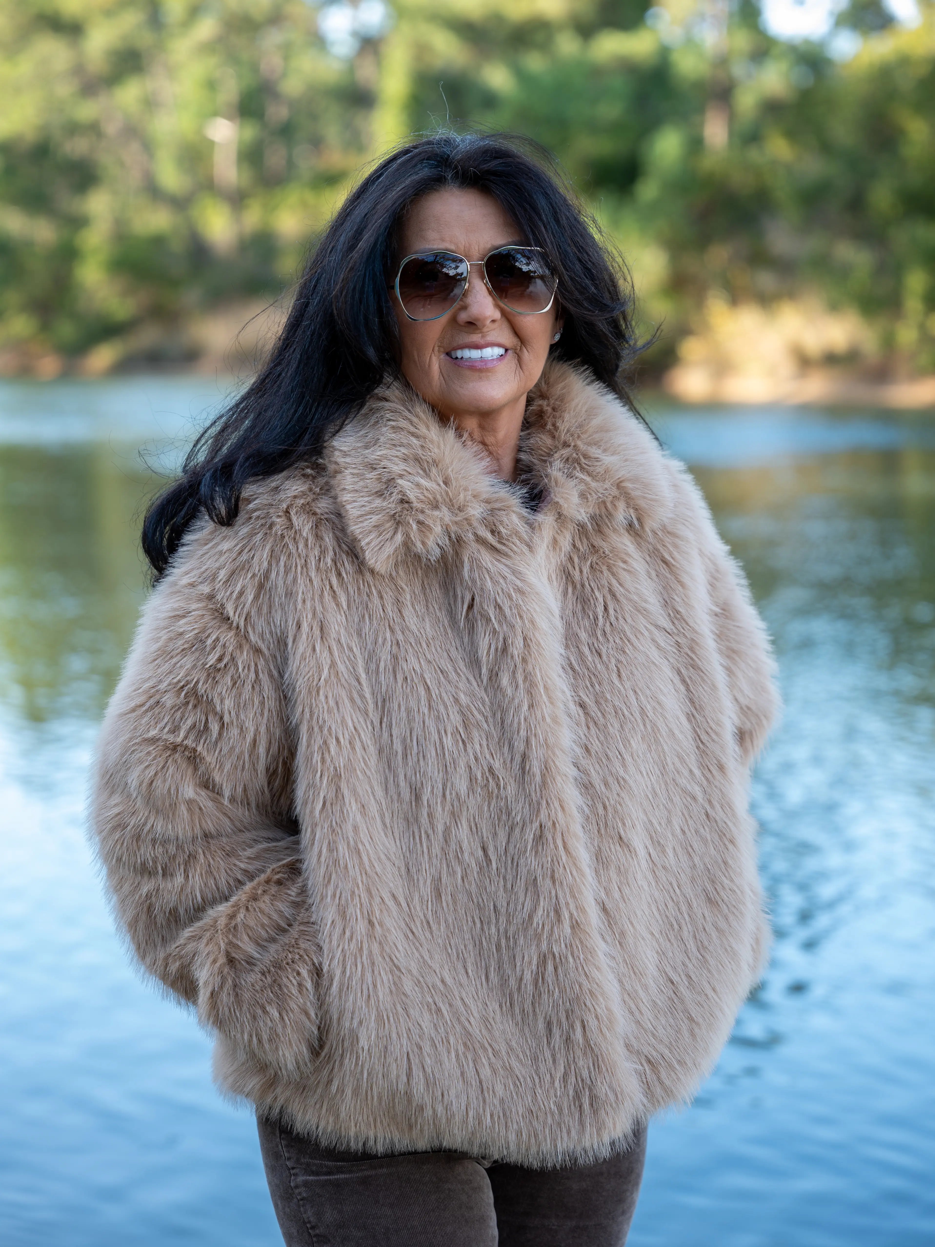 Veste fausse fourrure