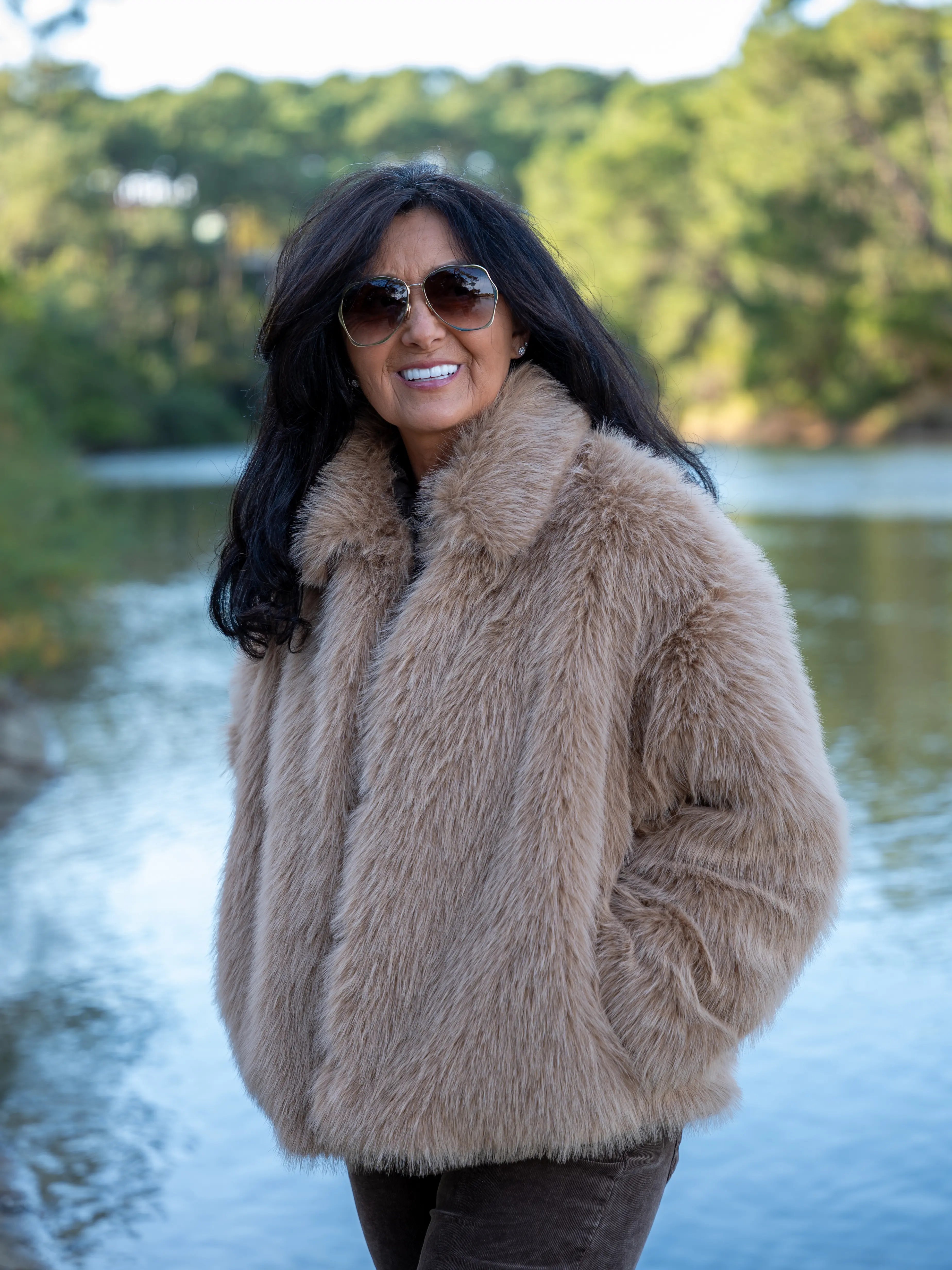 Veste fausse fourrure