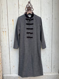 Manteau col officié en velours