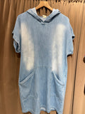Robe jean à capuche